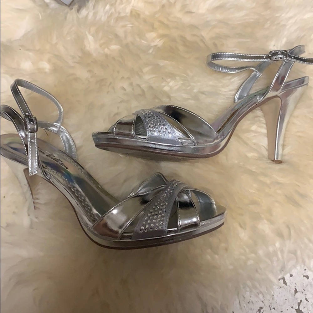 Silver/Metallic Rhinstone Heels - Picture 3 of 6